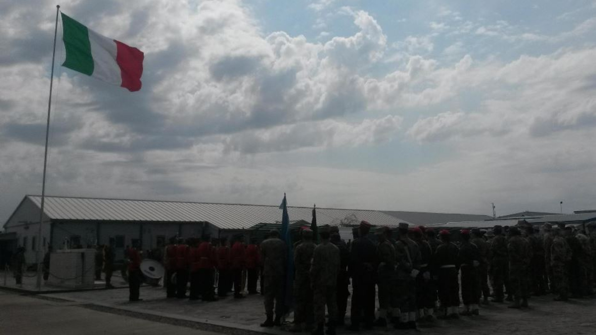 Immagine di Afghanistan, quando una trasmissione salvò delle vite