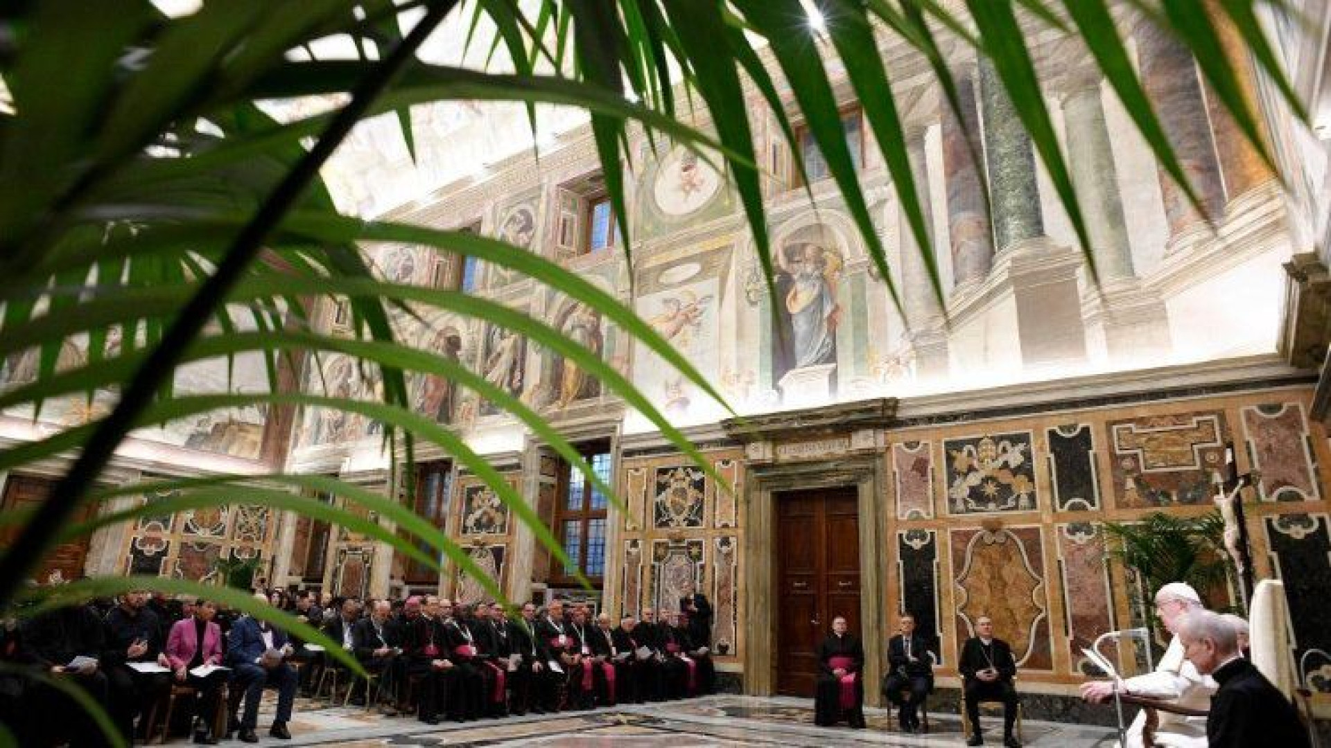 Immagine di Il Papa: «Il cattivo giornalismo racconta solo il male»