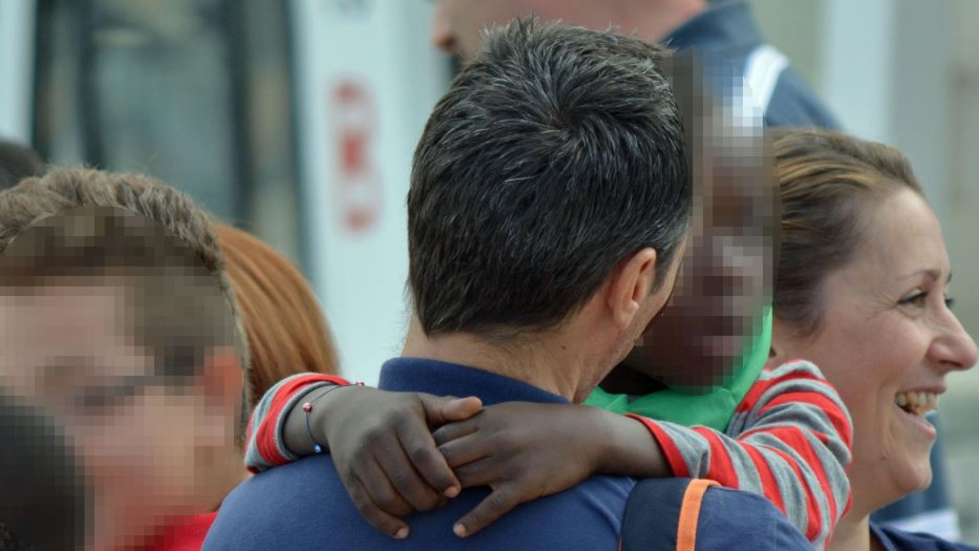 Immagine di Il crollo delle adozioni (non solo a Milano): cosa sta succedendo?