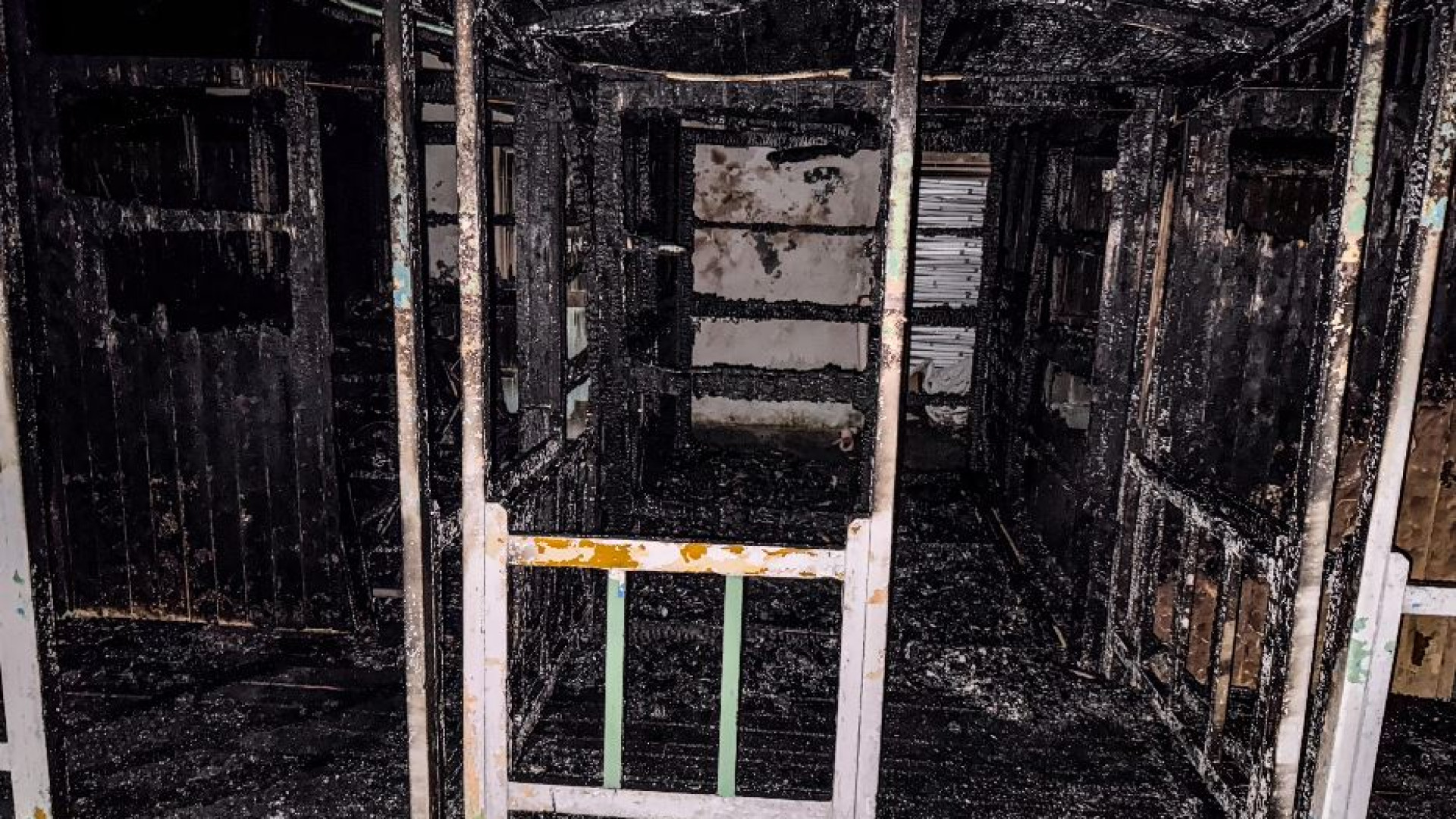Immagine di Ostia, i roghi negli stabilimenti e la battaglia sulle concessioni demaniali