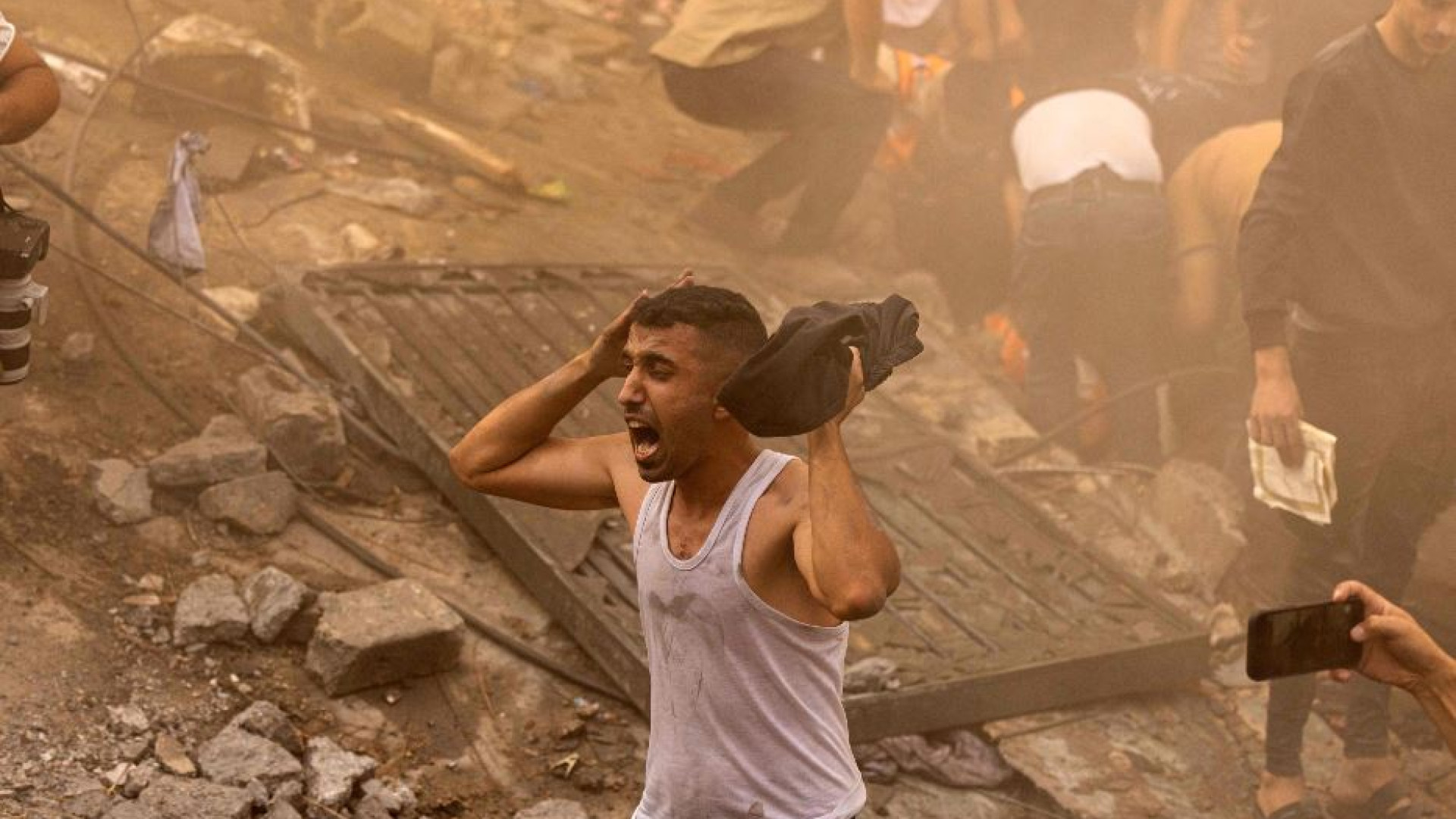 Immagine di Hamas: «A Gaza superati i 10mila morti». Riapre il valico di Rafah