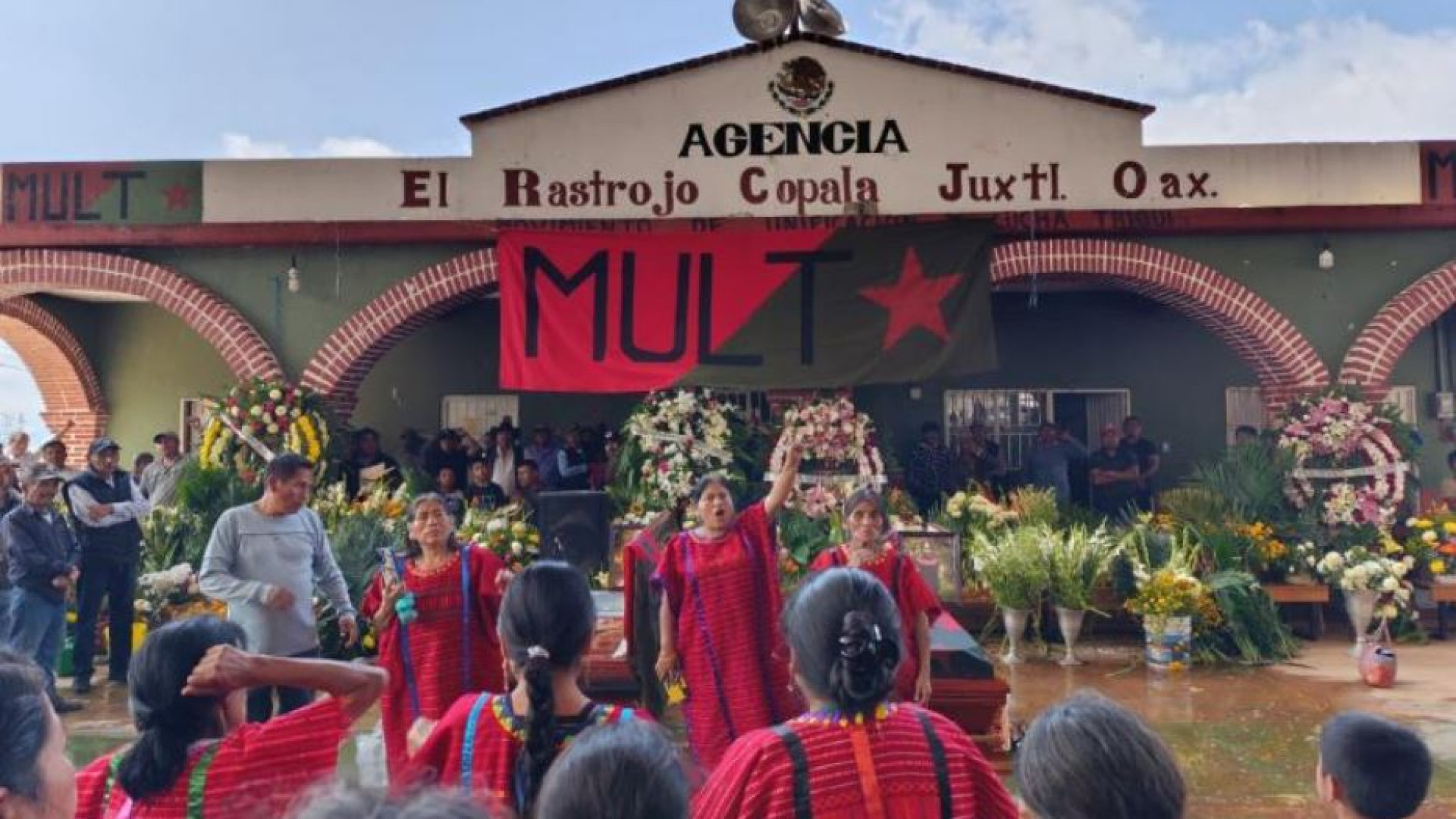 Immagine di Morire per difendere la Terra. La strage delle attiviste in Oaxaca