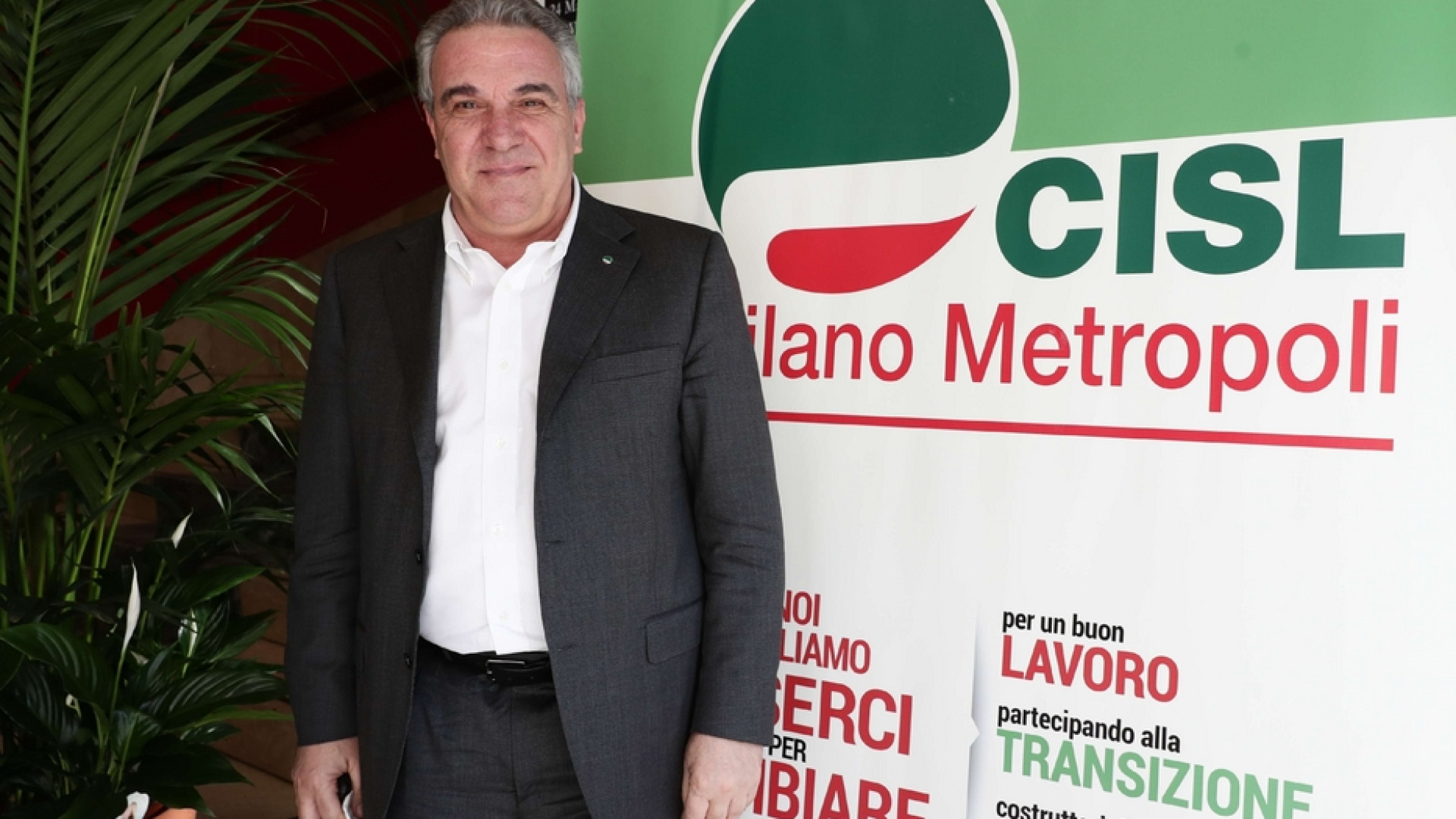 Immagine di Sbarra (Cisl): non possiamo rimanere né equidistanti né inerti