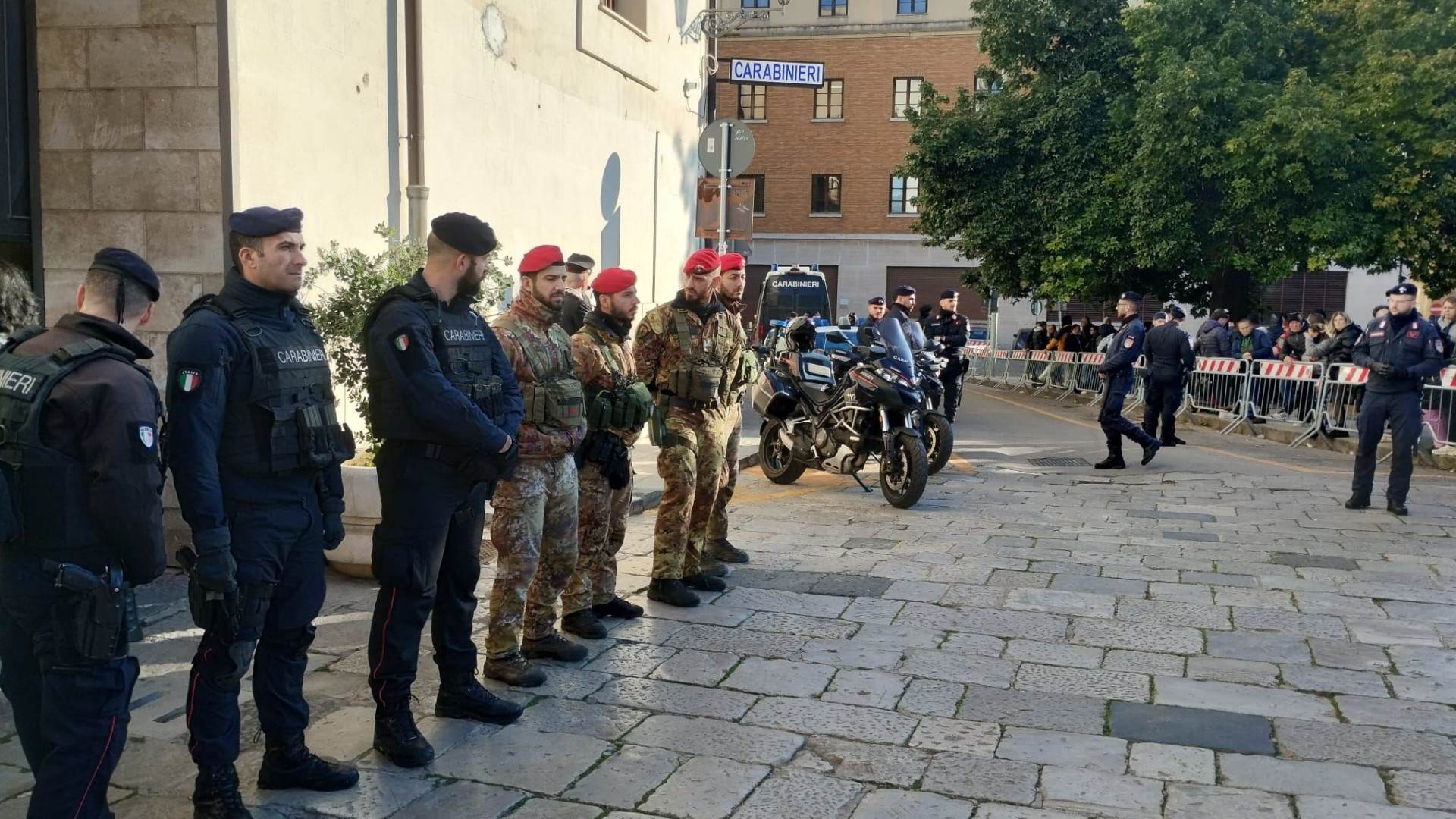 Immagine di Cellulari criptati e droga: così i mafiosi progettavano una nuova Cosa nostra