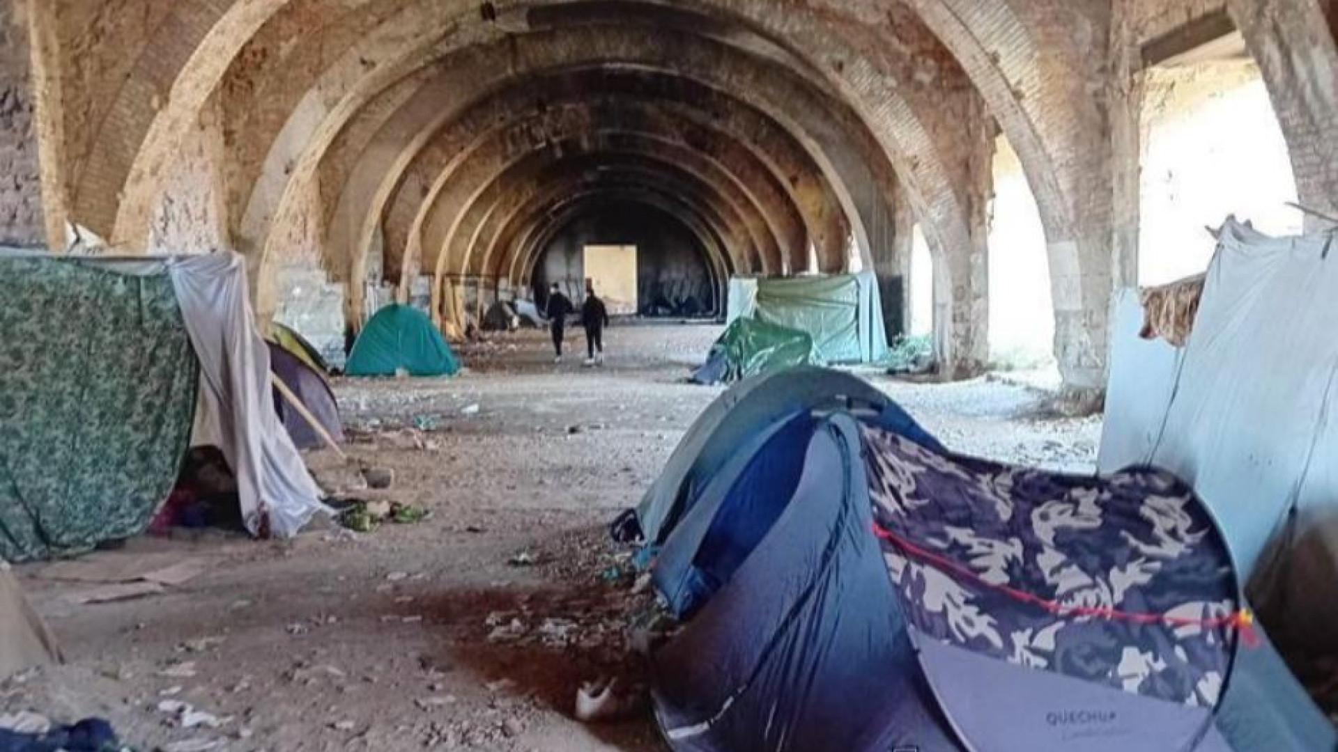 Immagine di Tra gli “esclusi” dell’accoglienza: le tende nel silos e i trasferimenti