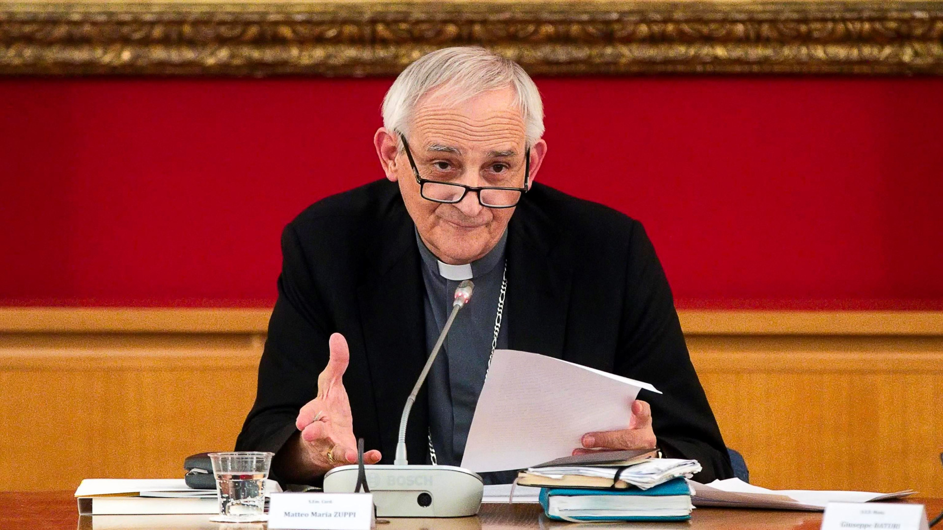 Immagine di Zuppi: «La Chiesa dialoghi con tutti. Bene i cristiani in politica»