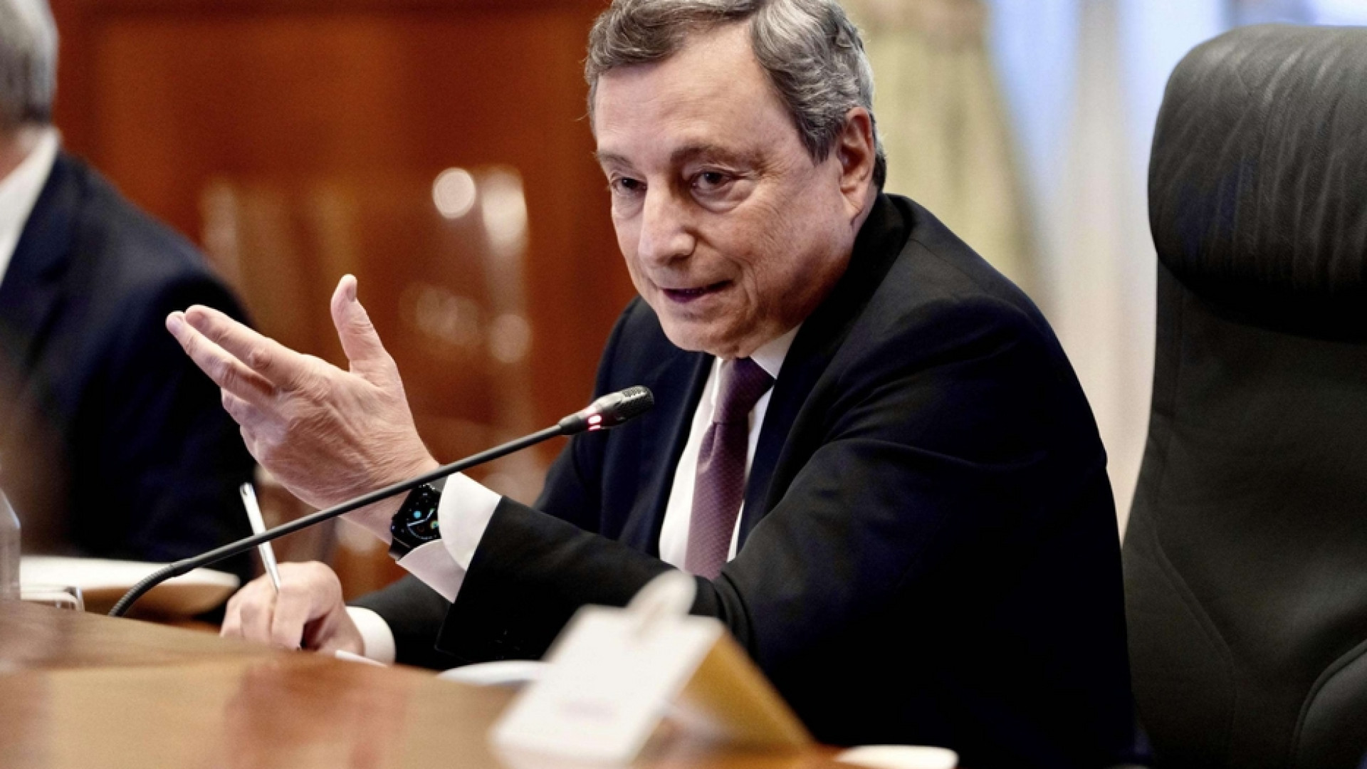 Immagine di Draghi-Meloni: risposta sia europea. L'asse per rimuovere i veti di Berlino