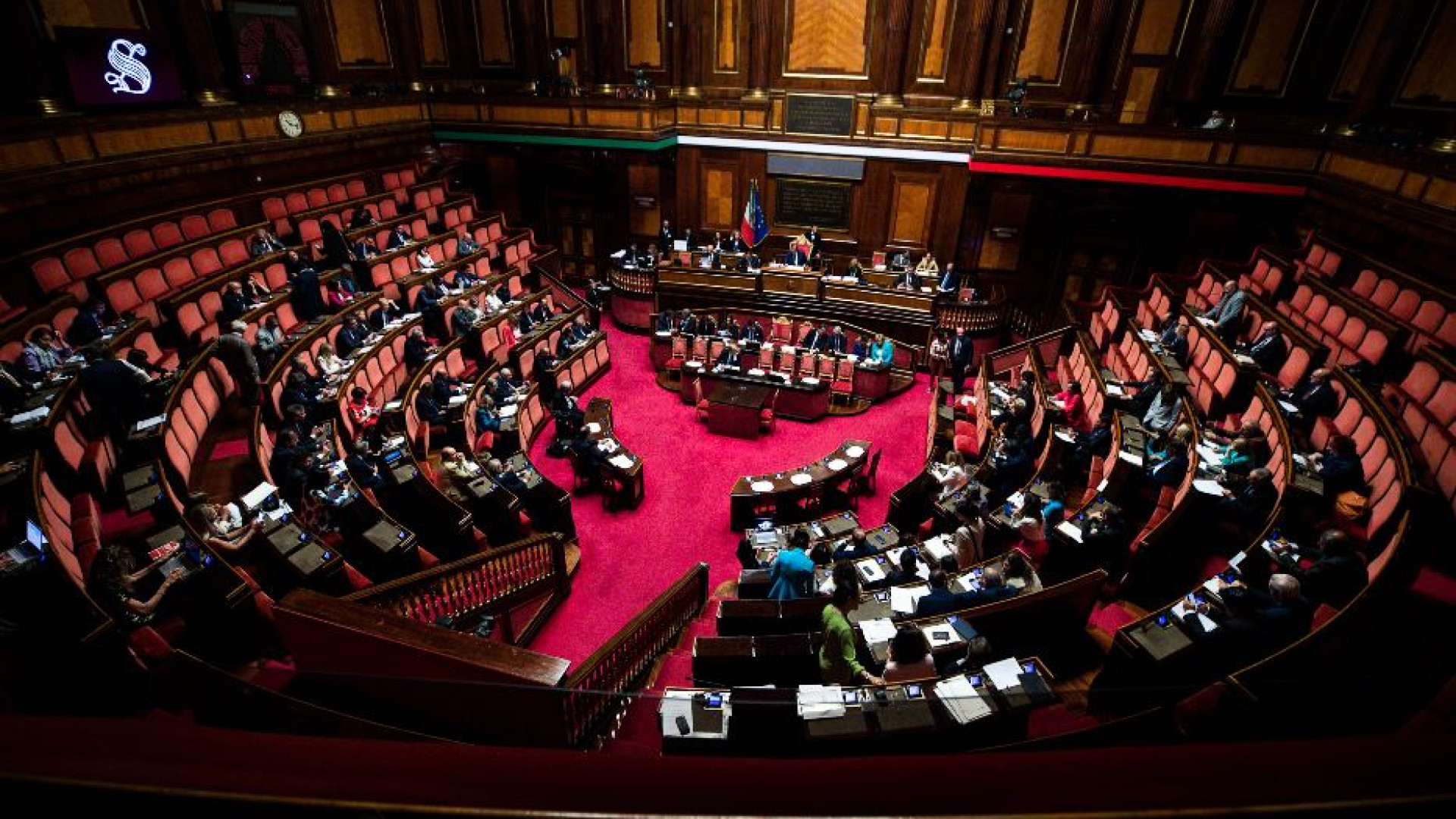 Immagine di Pensioni dei medici salve, no al Superbonus, fondi per le donne