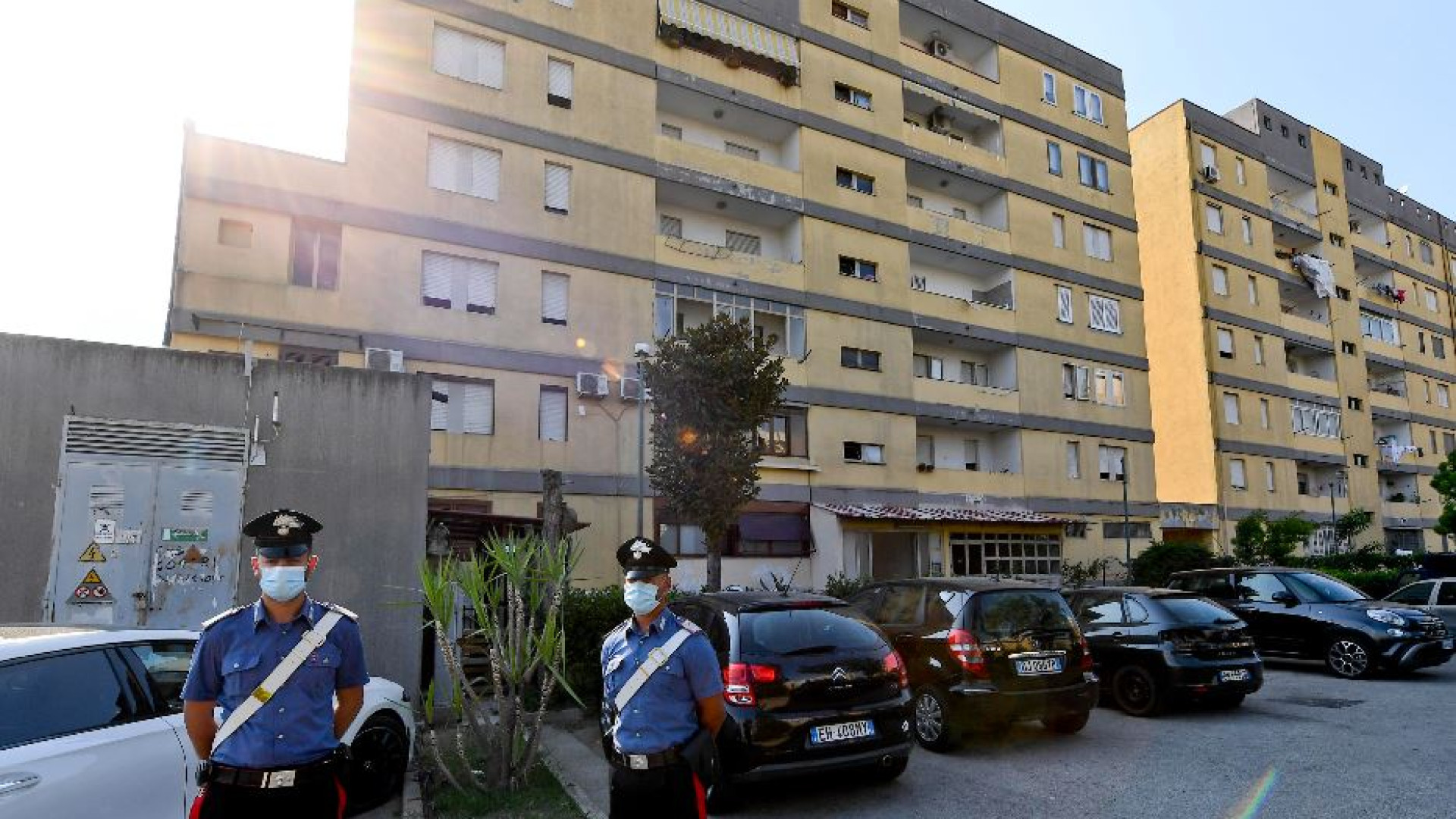 Immagine di Il sottosegretario Alfredo Mantovano il 7 dicembre in visita a Caivano