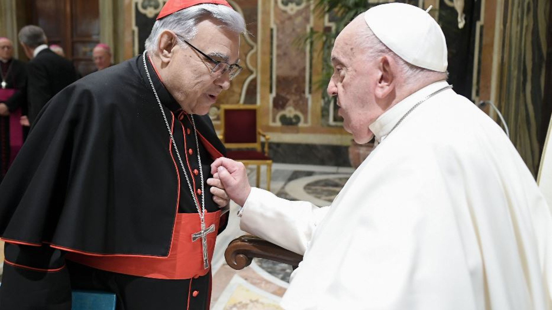 Immagine di Semeraro: «Il Papa ci insegna il valore della fragilità»