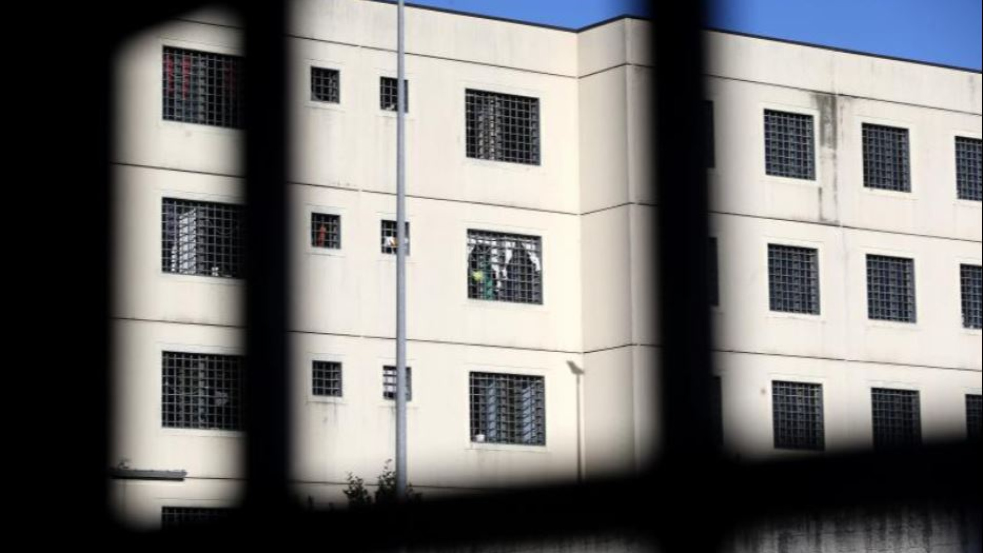 Immagine di Le carceri sono piene al 132,4%. «Usare anche l’Ia per svuotarle»
