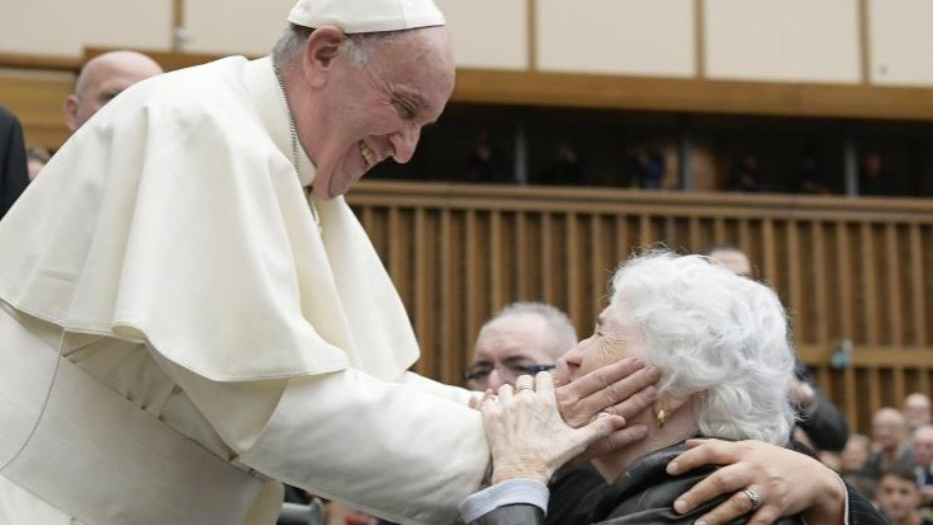 Immagine di L'ultimo scritto di papa Francesco: «Non abbiate paura di diventare vecchi»