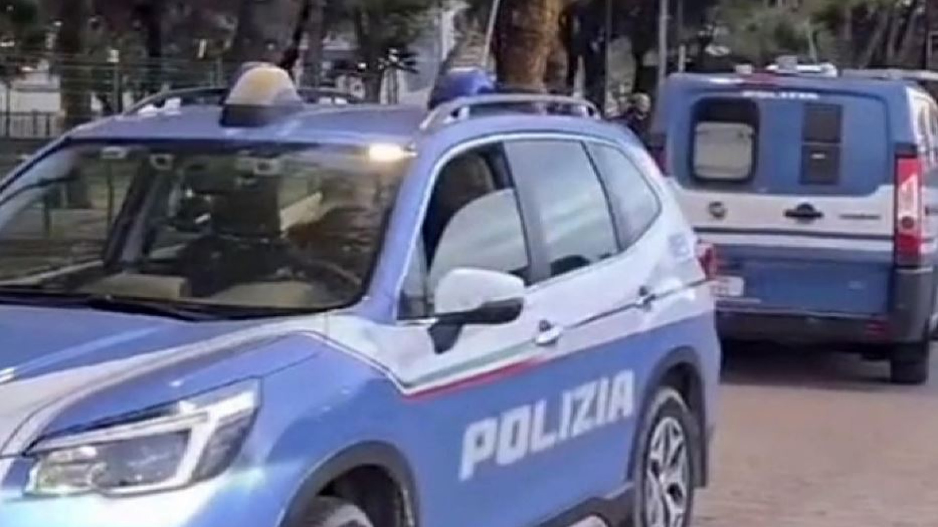 Immagine di Blitz della polizia contro le gang giovanili: 40 arresti in 14 province