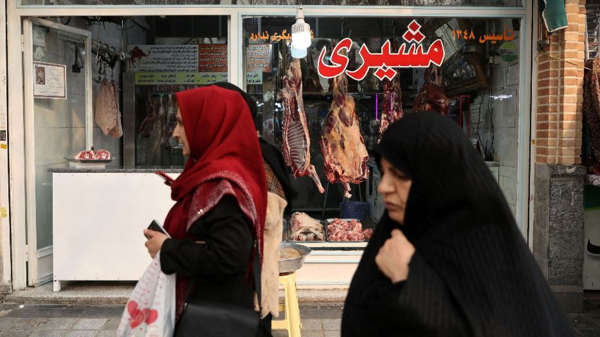 Immagine di L'Iran ora usa i droni per arrestare le donne senza velo