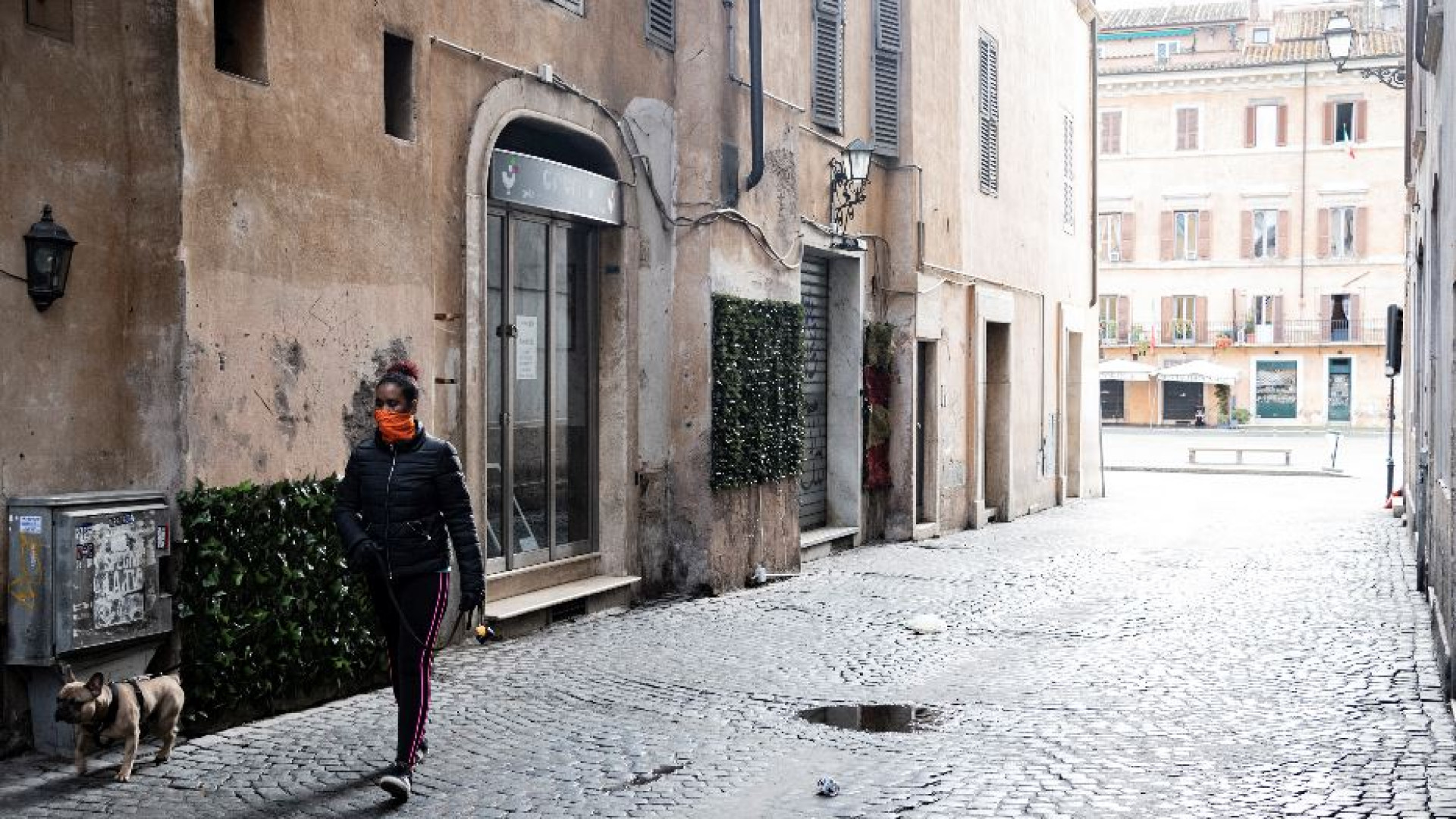 Immagine di Alloggi per turisti e ristoranti sfrattano i negozi tradizionali