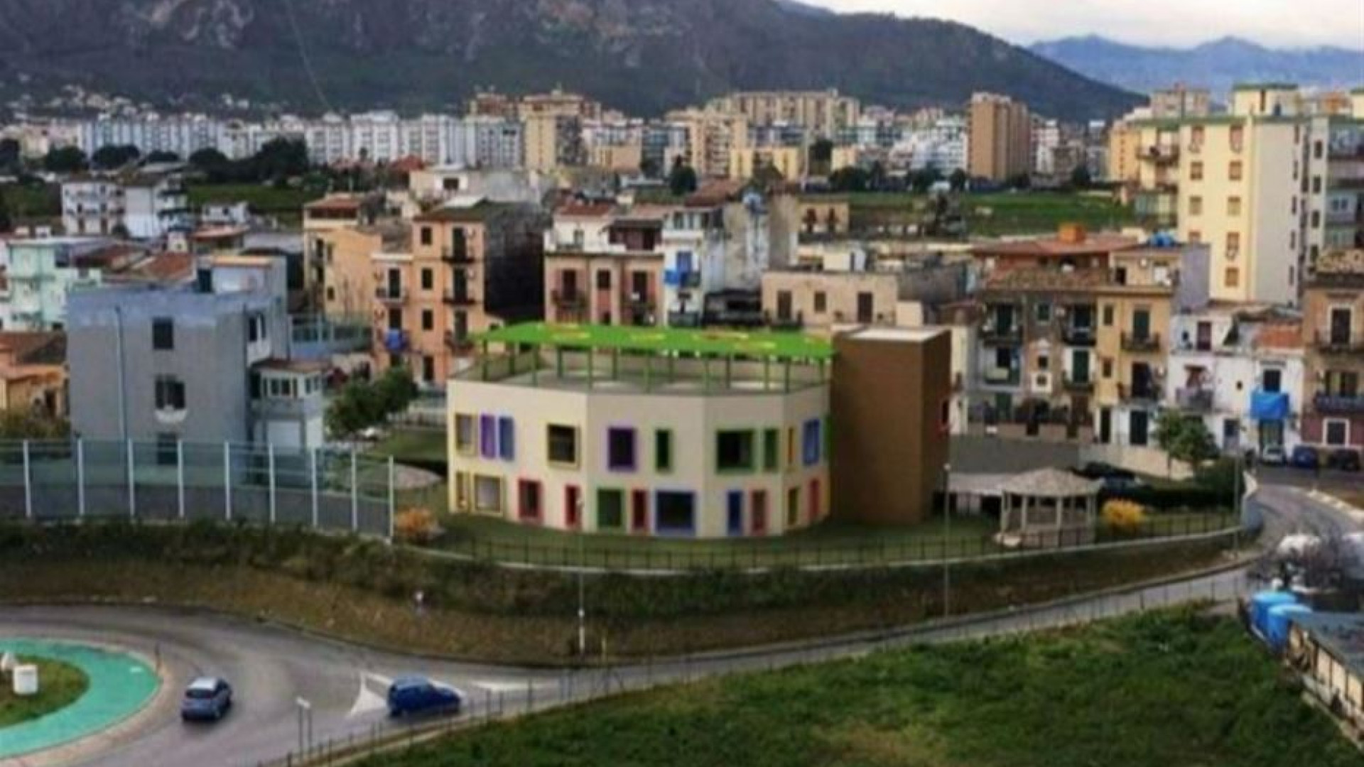 Immagine di Nuovo stop all'asilo di don Puglisi. I familiari del prete: regalo alla mafia