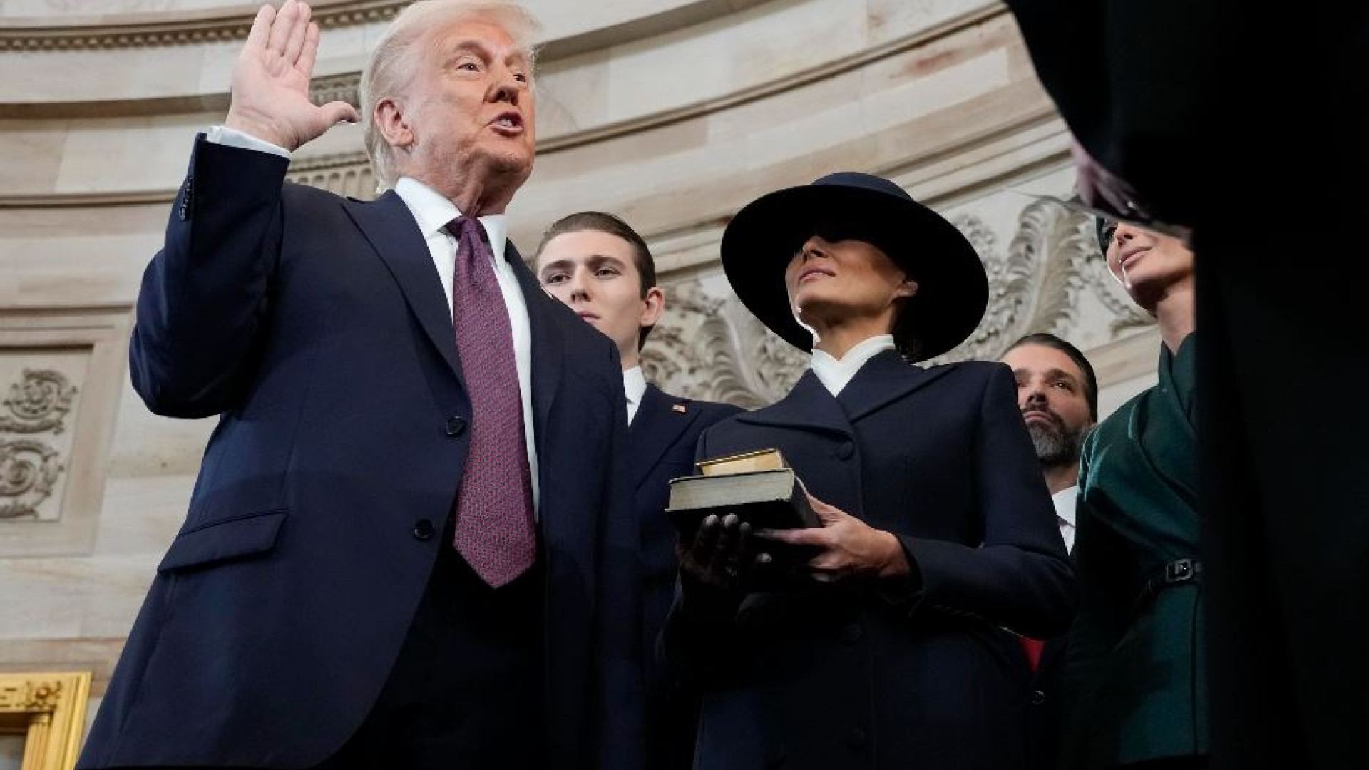 Immagine di Trump non esclude il terzo mandato. Ecco come potrebbe fare