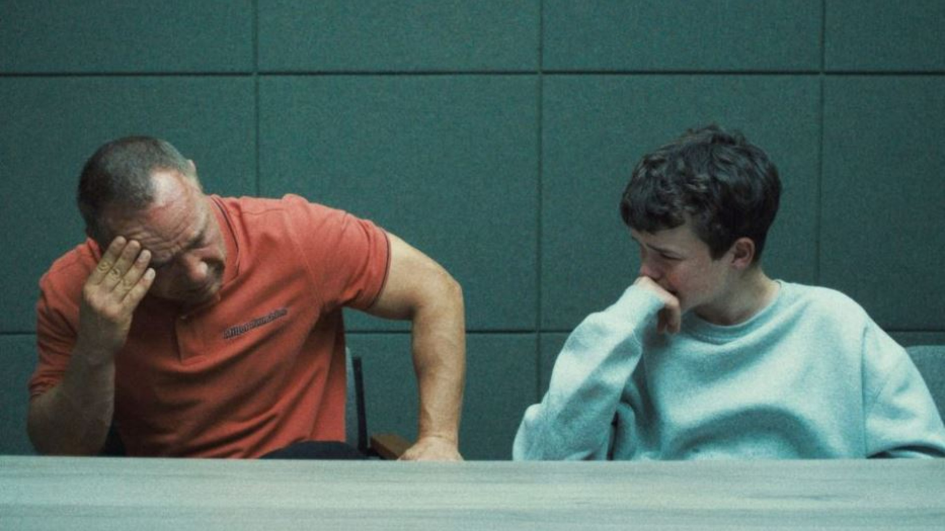 Immagine di I ragazzi soli di “Adolescence” e gli adulti che non li guardano