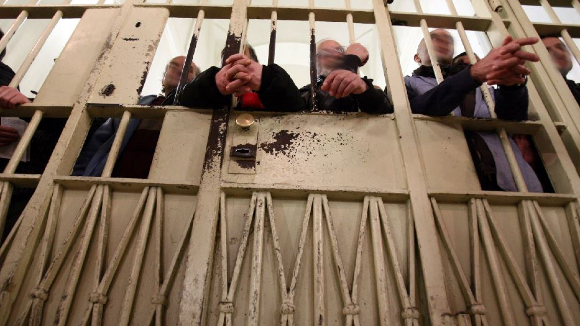 Immagine di In carcere suicidi e aggressioni continuano ad aumentare