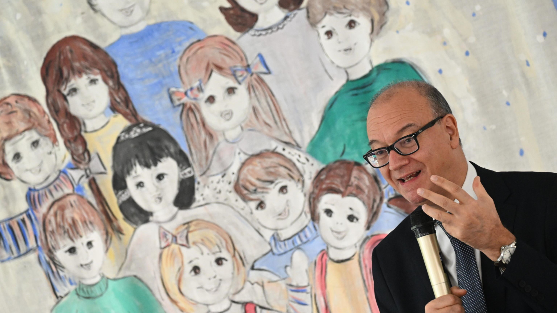Immagine di Ecco il piano Valditara: «Basta con cultura maschilista»