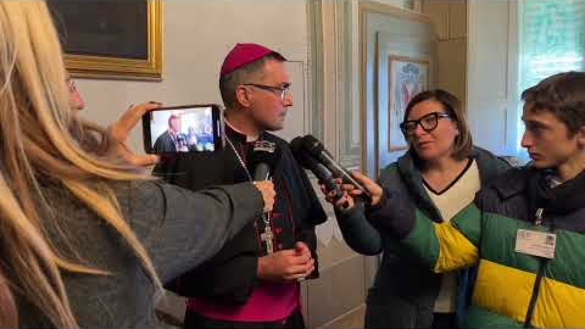 Immagine di L’arcivescovo di Firenze: la priorità non è come morire, ma proteggere la vita