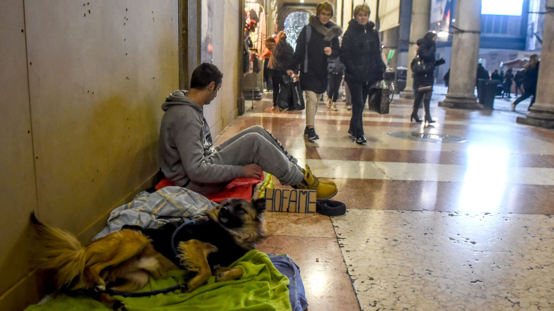 Immagine di Perde lavoro e casa, la legge salva-suicidi evita il peggio