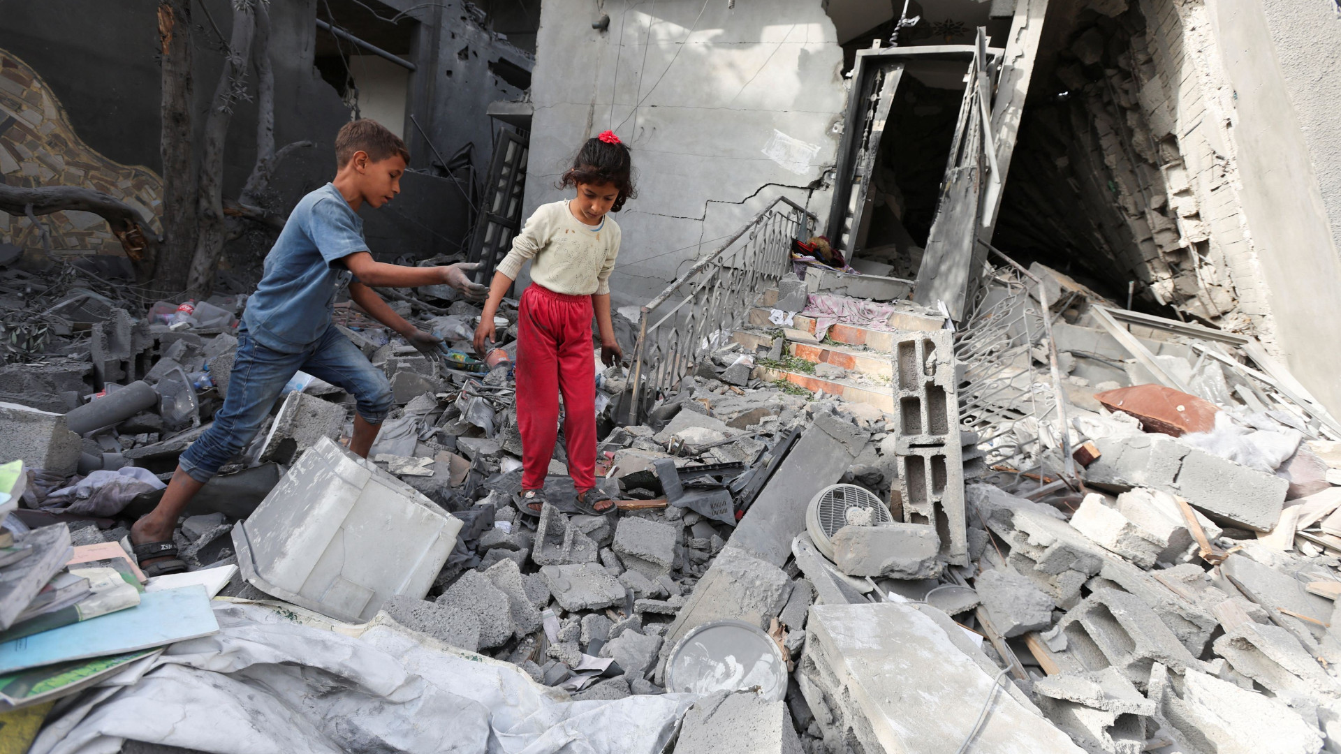 Immagine di A Gaza si continua a morire: nella notte 26 vittime, tra cui 5 bambini