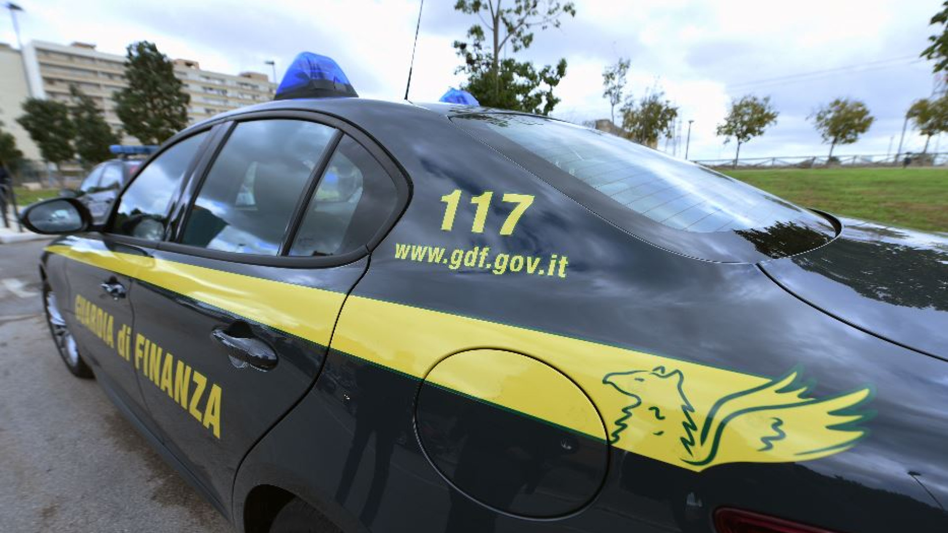 Immagine di Finanza e Agenzia delle Dogane sequestrano quasi 800 chili di cocaina