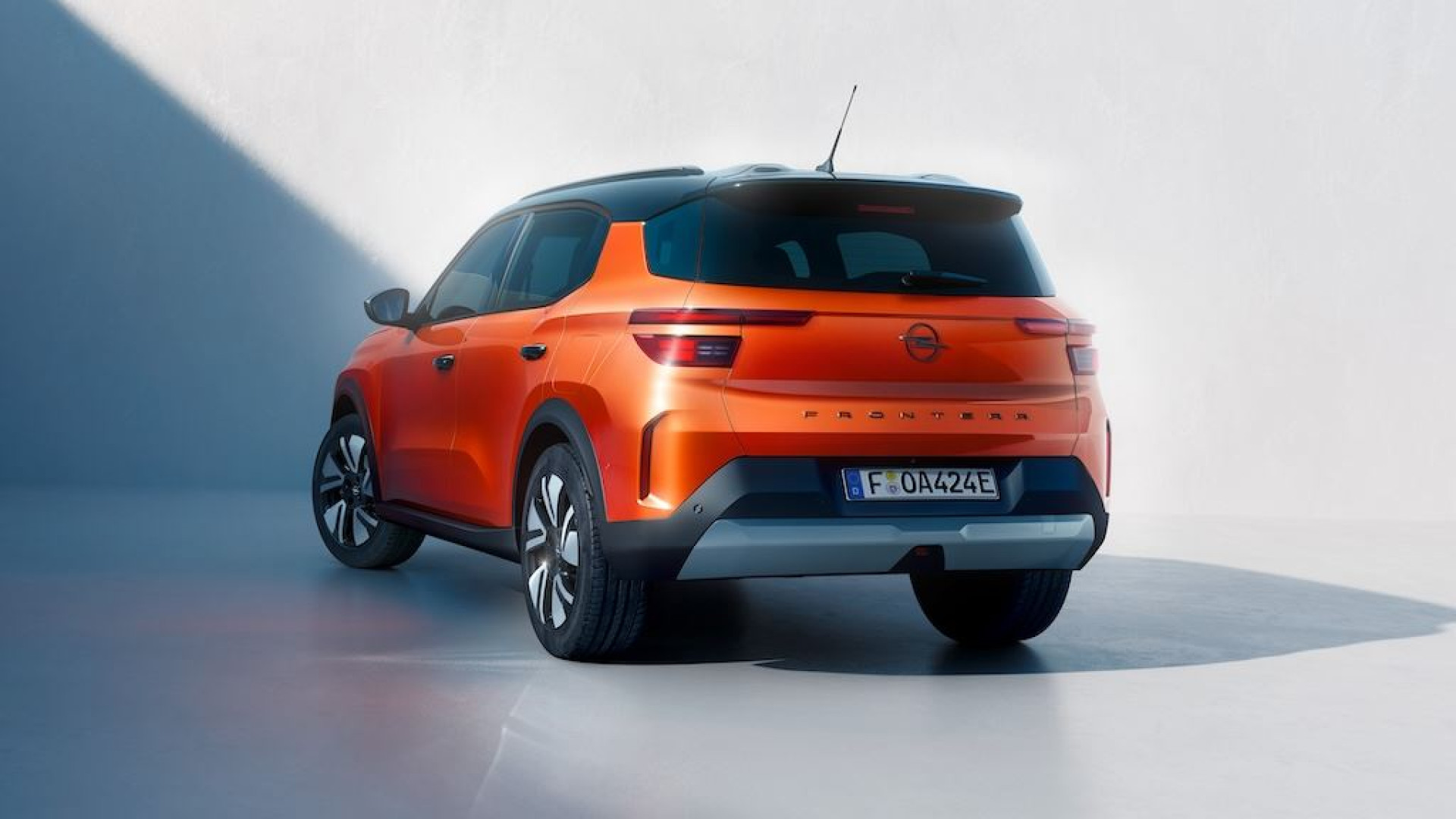 Immagine di Ritorna Opel Frontera: elettrica o ibrida, la sua forza è il prezzo