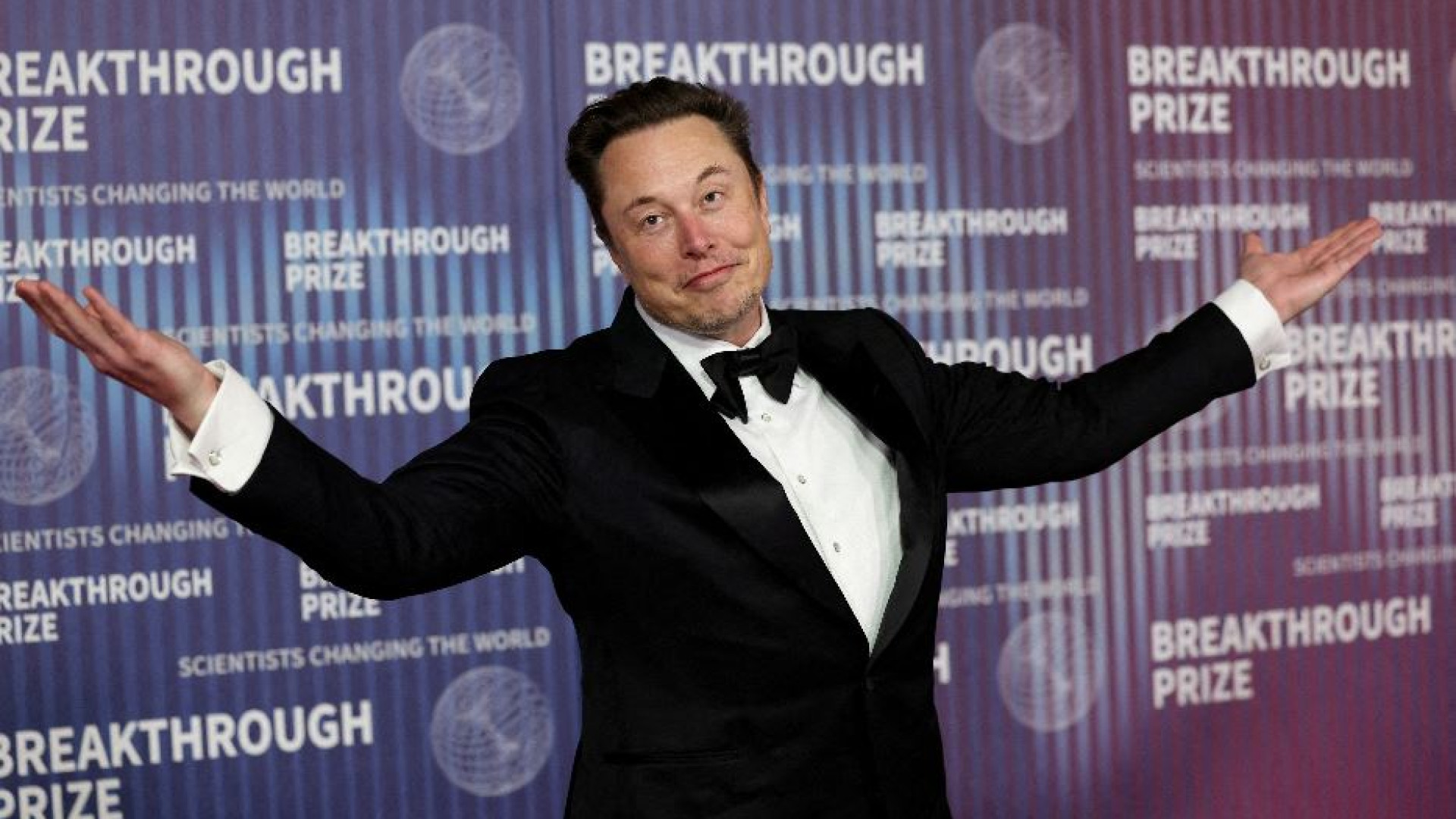 Immagine di I soci di Tesla dicono sì al maxi stipendio da 56 miliardi di dollari a Musk
