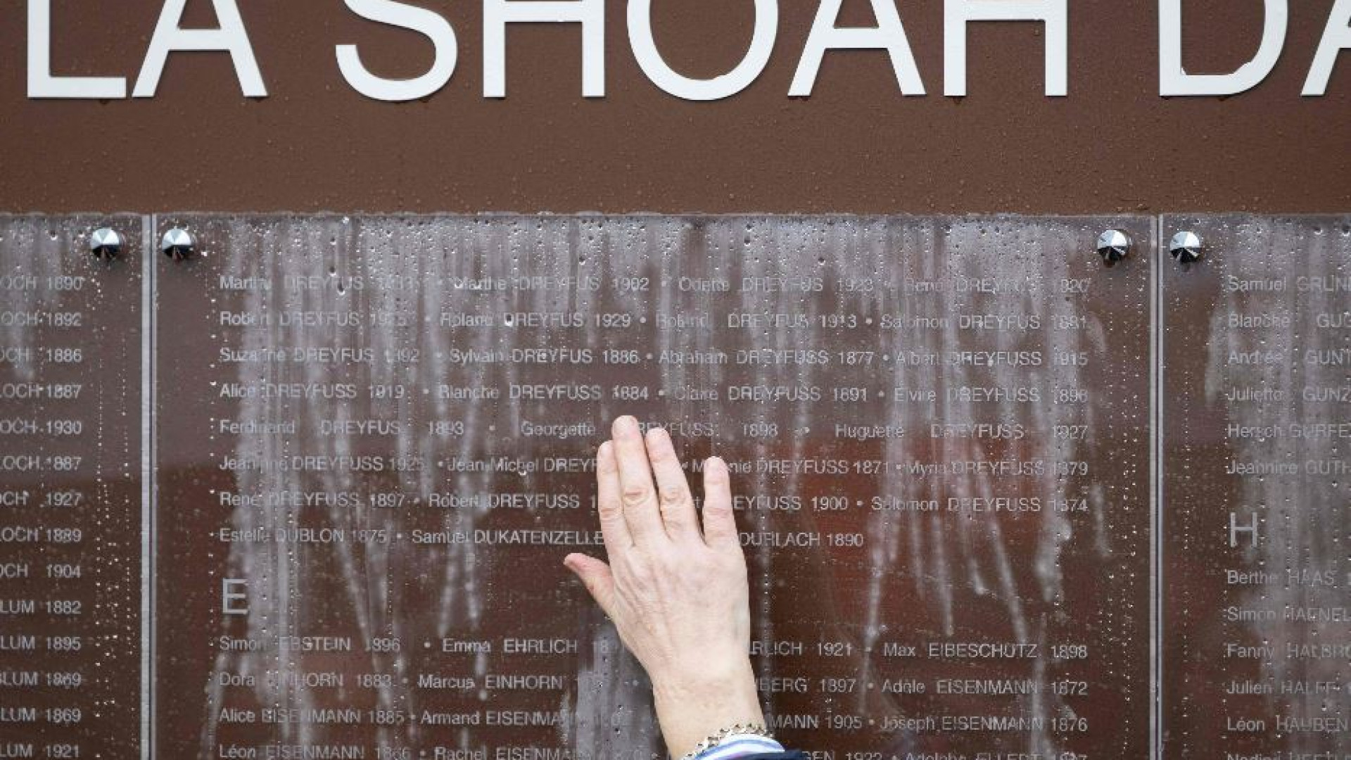 Immagine di Giorgia Meloni: «Il fascismo fu complice della Shoah»