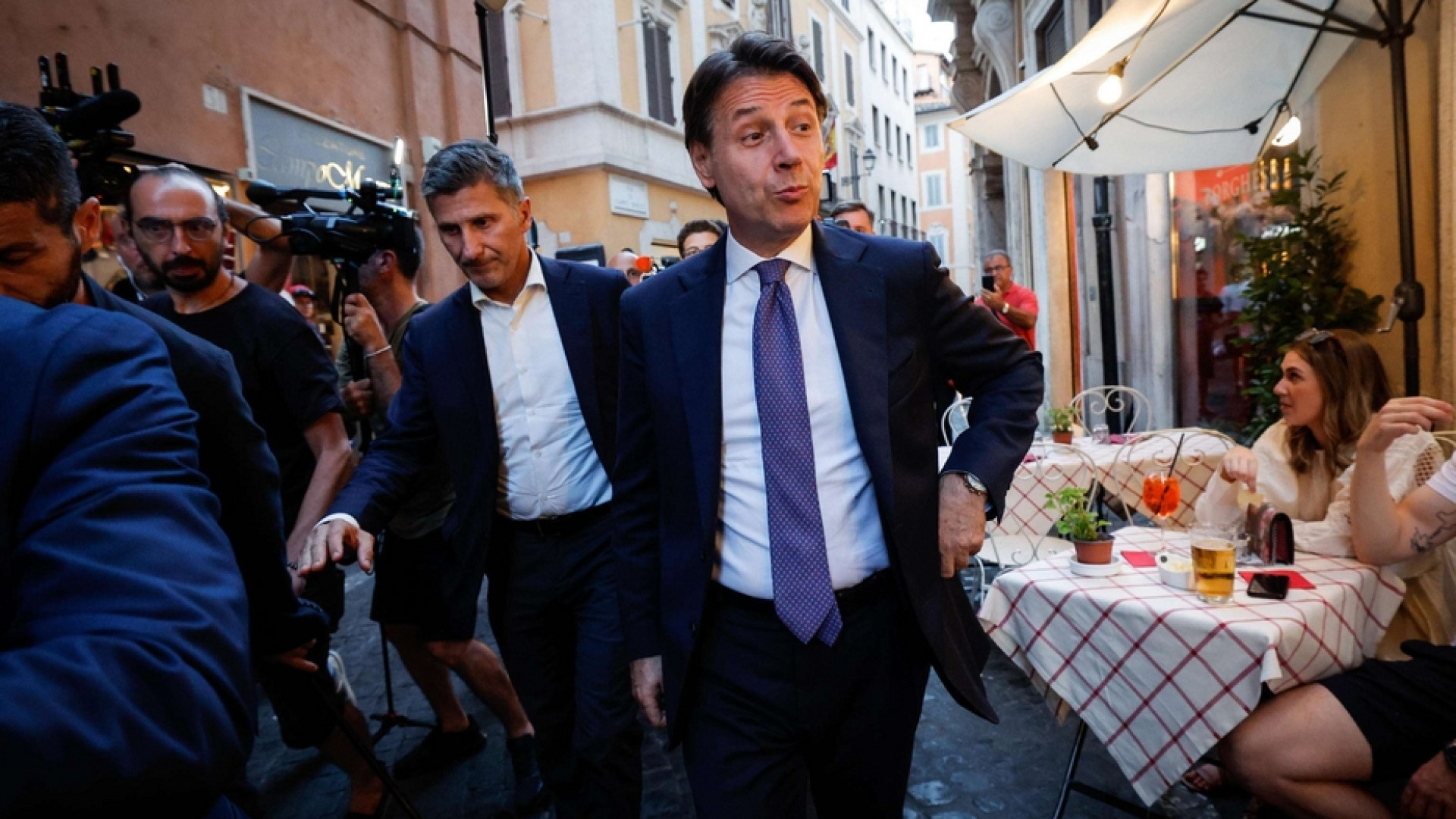 Immagine di Cinque stelle, dal salario al bonus, i 9 punti del «profondo disagio»