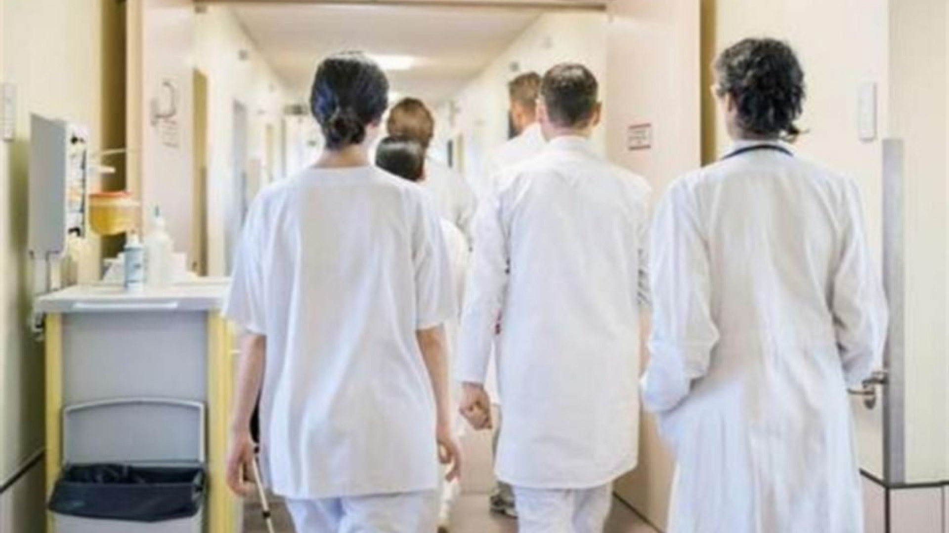 Immagine di I medici specializzandi: turni gravosi, tutor latitanti, didattica scadente