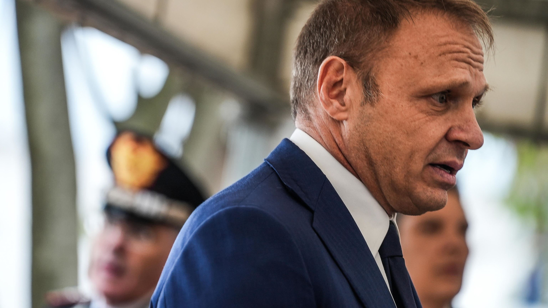 Immagine di Lollobrigida ferma il Frecciarossa, opposizioni all'attacco: si dimetta