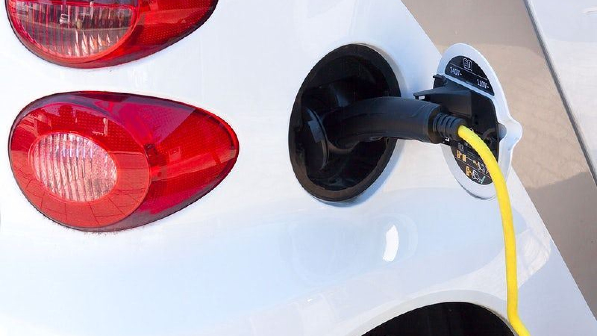 Immagine di L'Ue aumenta i dazi sulle auto elettriche cinesi